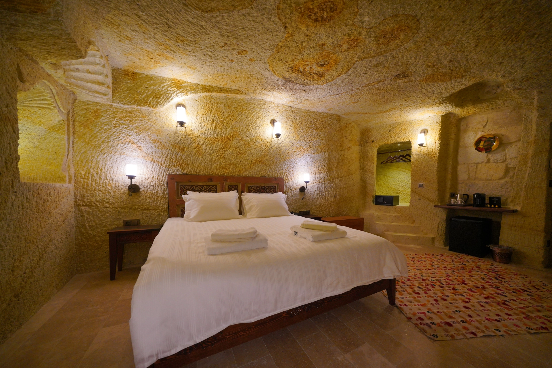 Room 14