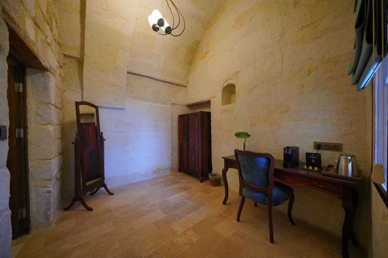 Room 21